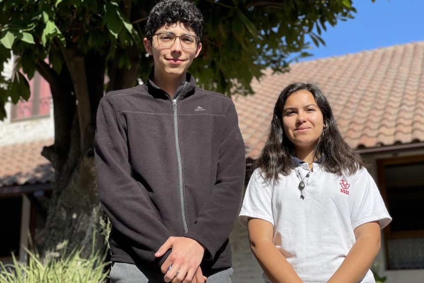 Dos alumnos de III medio participaron de los Retiros de Espiritualidad SS.CC.