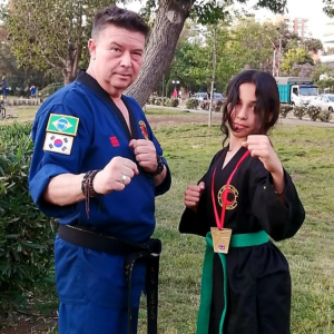 Hermanos Seguel Yagnam triunfan en Campeonatos de Taekwondo