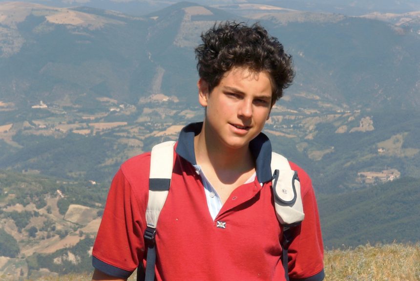 Reliquia de beato muerto a los 15 años estará en nuestro colegio