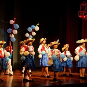 PACHA PERÚ1 Grupo de danza peruana se presentará en Chile