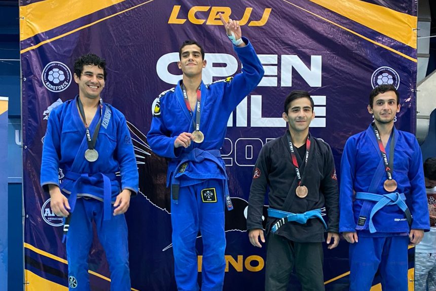 Triunfo en Jiu Jitsu