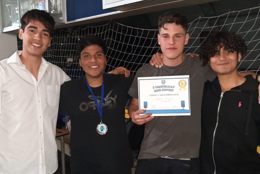 “Zimbionte” consigue el segundo lugar para nuestro colegio en concurso de bandas de Trewhela´s School