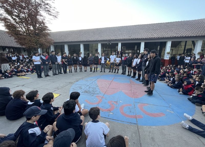 Brigadieres 20232 Cuartos medios asumen su compromiso como brigadieres