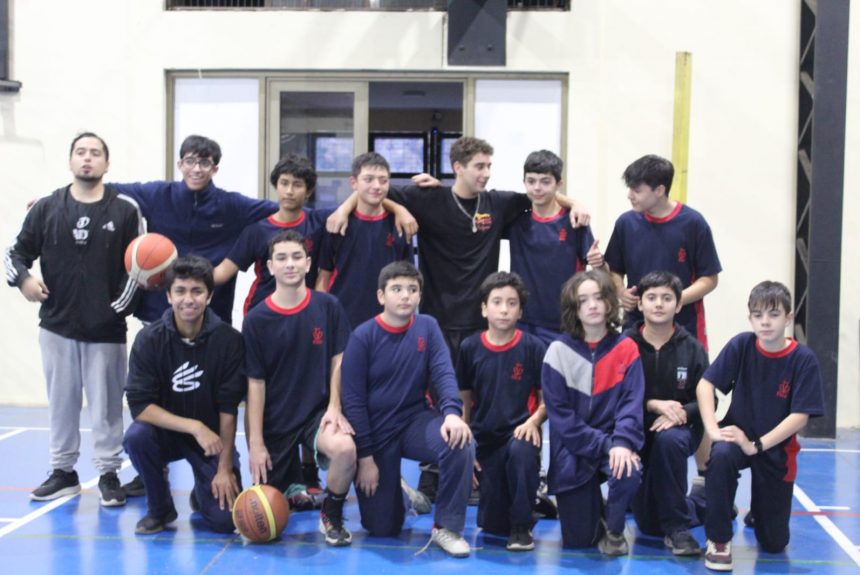 Amistoso de básquetbol