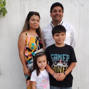 Familias: Corazones que caminan juntos