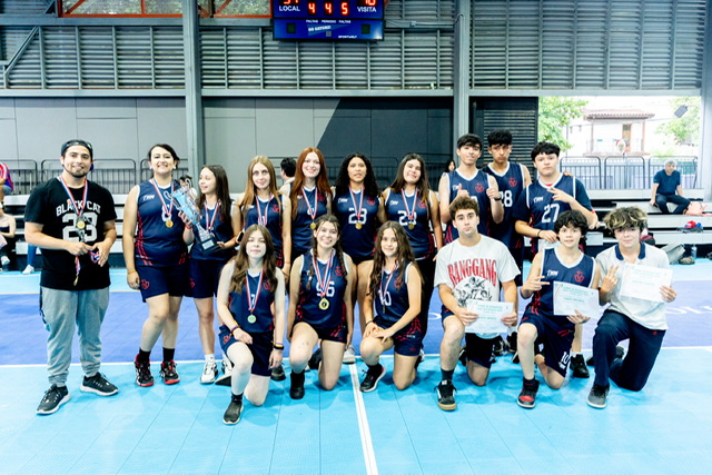 5ABD4985-54D9-4AEB-B541-2F712DE9E392 ¡Triunfo en básquetbol!