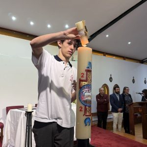 Adultos y jóvenes se comprometieron con el Señor